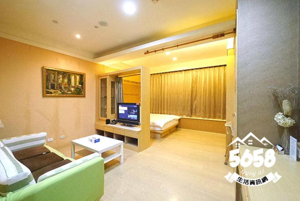 85 Happy Holiday Hotel Kaohsiung Exterior photo